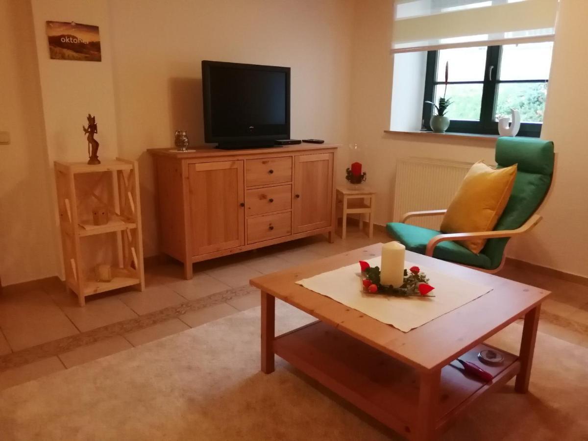 Ferienwohnung Ulbrich Neustadt in Sachsen Bagian luar foto
